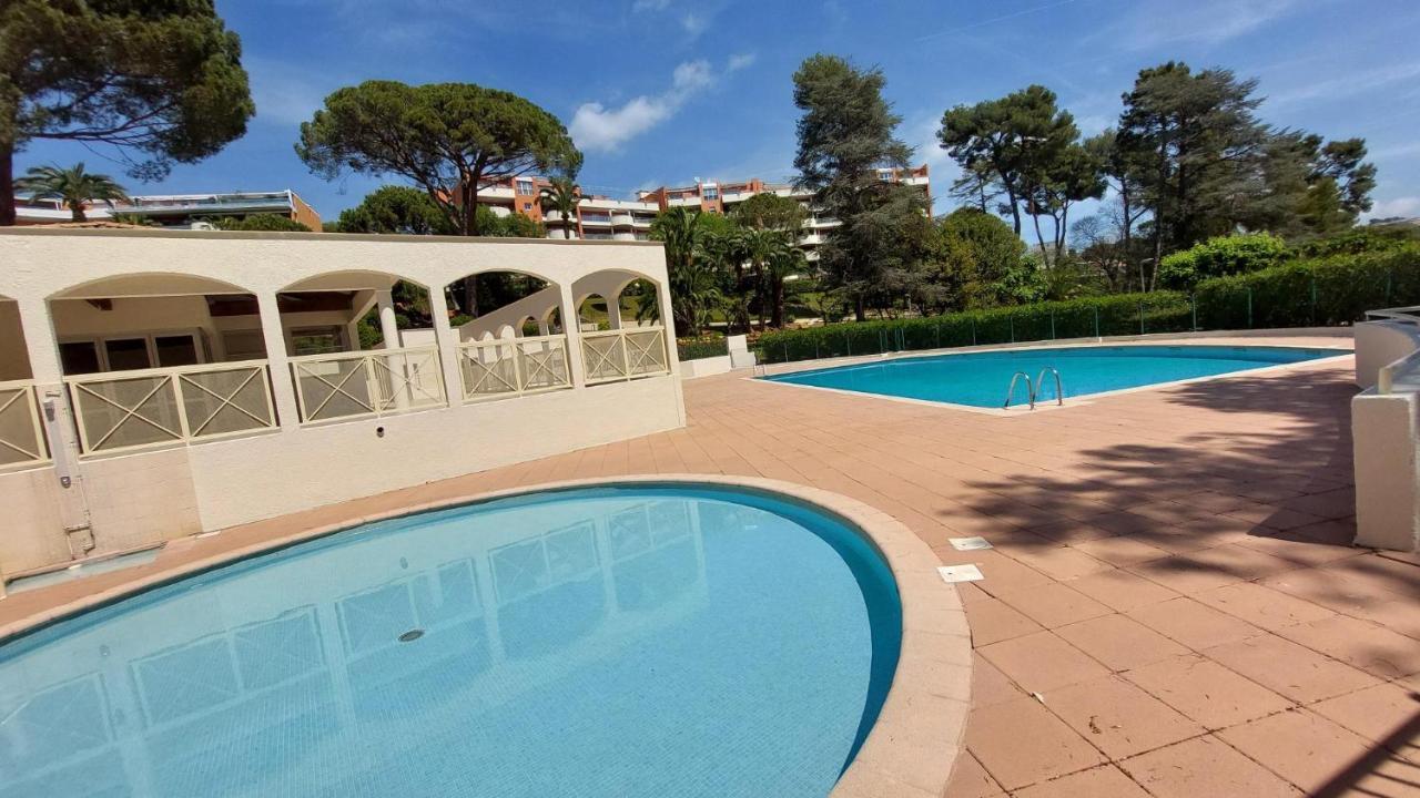 Charmant Appartement Residentiel Avec Terrasse, Jardin Privatif Et Piscine A Cannes Κάννες Εξωτερικό φωτογραφία