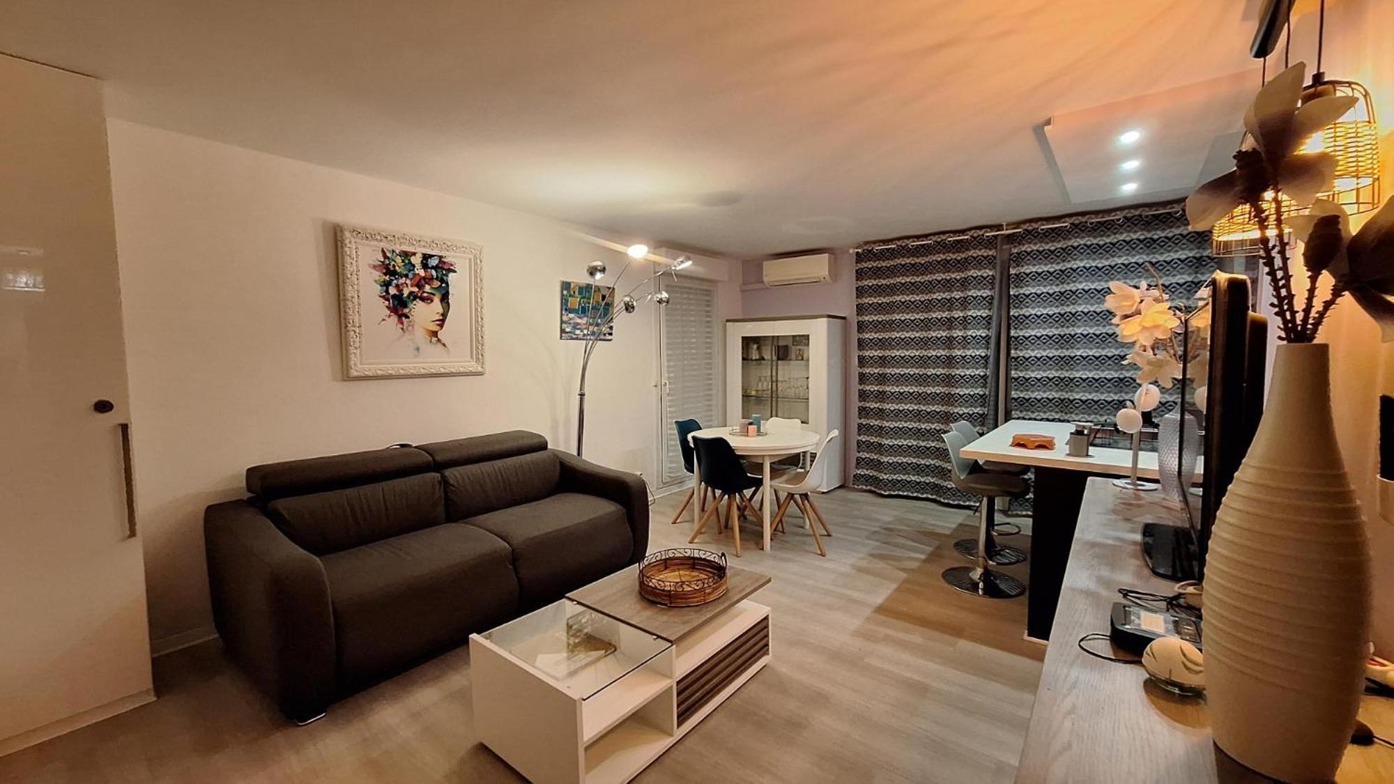Charmant Appartement Residentiel Avec Terrasse, Jardin Privatif Et Piscine A Cannes Κάννες Εξωτερικό φωτογραφία